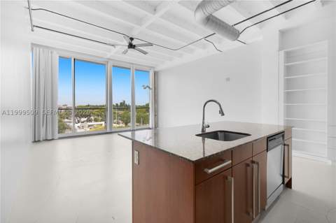 8101 Biscayne Blvd R-414, Miami FL - photo 9 of 27