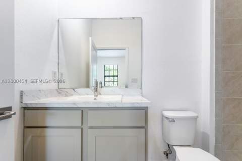 1170 SW 7th Ct, Florida City FL - photo 16 of 36