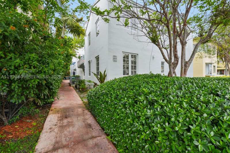 2 bedroom Condominium at 1510 Meridian Ave 12, The Castle Meridian Condo, Miami Beach — photo 1