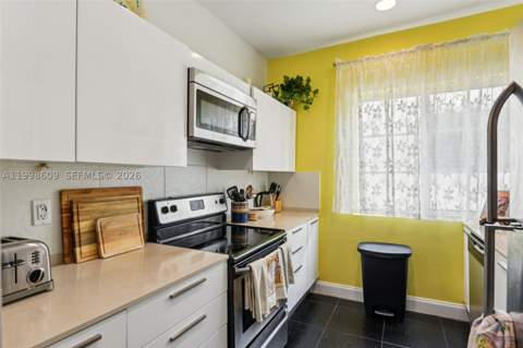1510 Meridian Ave 12, Miami Beach FL - photo 10 of 22