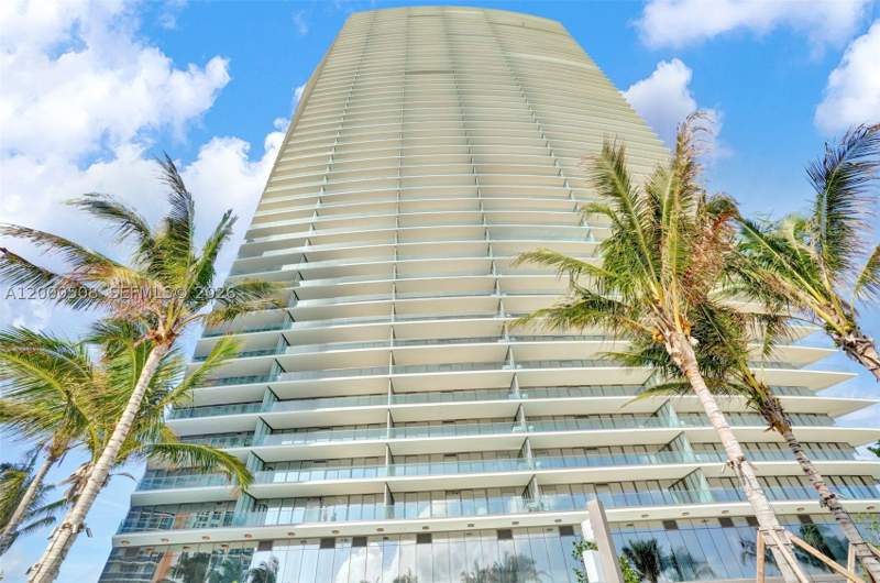 3 bedroom Condominium at 18975 Collins Ave 2001, Armani Casa, Sunny Isles Beach — photo 2