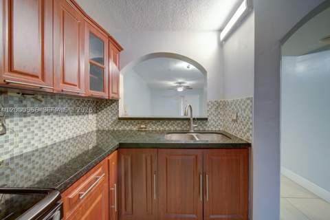 1250 SE 31st Ct 104-33, Homestead FL - photo 11 of 19