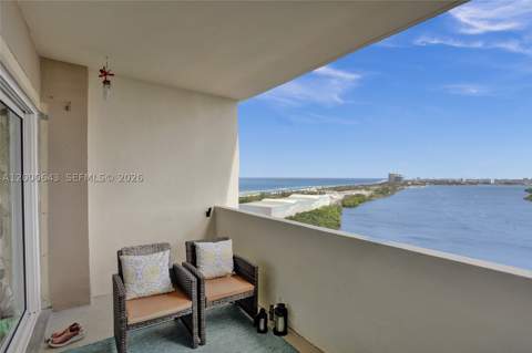 300 Bayview Dr Ph10, Sunny Isles Beach FL - photo 8 of 26