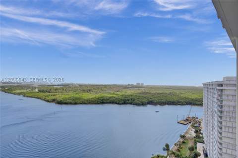 300 Bayview Dr Ph10, Sunny Isles Beach FL - photo 9 of 26