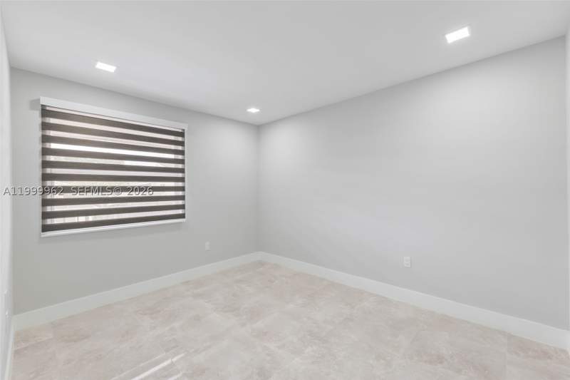 3 bedroom Condominium at 15685 SW 82nd Cir Ln 28, View West Condo Ph I, Miami — photo 4