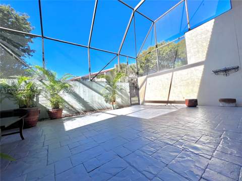 4530 NW 102nd Ct, Doral FL - photo 11 of 21