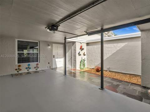19174 Bobolink Dr, Hialeah FL - photo 24 of 35