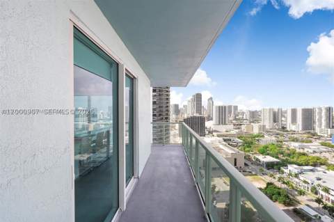 1900 N Bayshore Dr 3311, Miami FL - photo 13 of 29