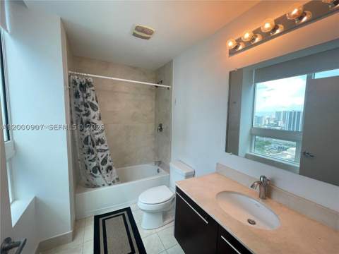 1900 N Bayshore Dr 3311, Miami FL - photo 7 of 29