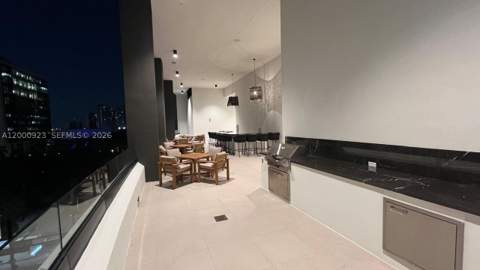 225 N Miami Ave 212, Miami FL - photo 14 of 33