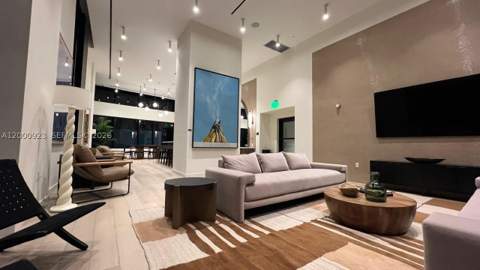 225 N Miami Ave 212, Miami FL - photo 22 of 33