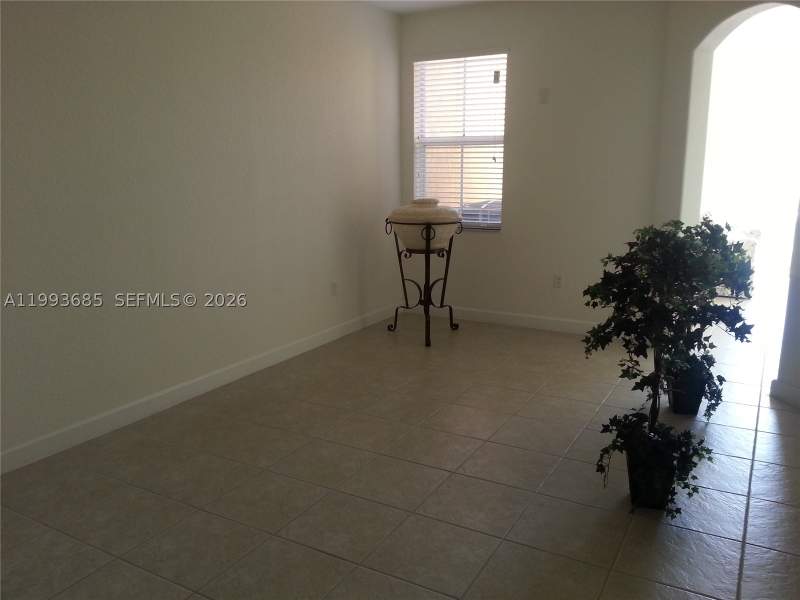 4 bedroom Townhouse at 11050 NW 86th Ter ., Islands At Doral Townhome, Doral — photo 2