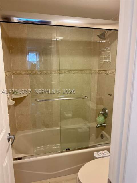 10850 N Kendall Dr 414, Miami FL - photo 15 of 29