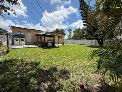 3700 W 6th Ln, Hialeah FL - photo 7 of 7