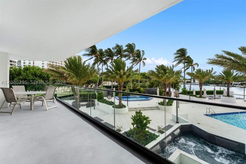3 bedroom Condominium at 5500 Collins Ave 304, Towerhouse Condo, Miami Beach — photo 2