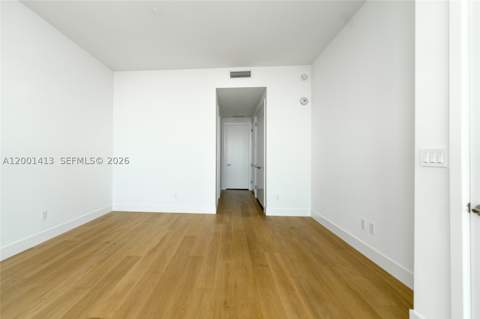 175 SE 25 Rd 501, Miami FL - photo 23 of 68