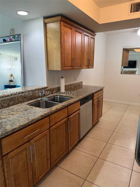 3530 SW 22nd St 706, Miami FL - photo 7 of 20