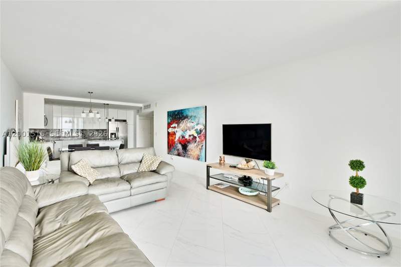 1 bedroom Condominium at 19370 Collins Ave 1406, Ocean Reserve Condo, Sunny Isles Beach — photo 4
