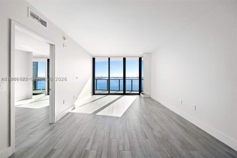 2 bedroom Condominium at 460 NE 28th St 2707, Icon Bay Condo, Miami — photo 5