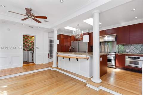 3685 Royal Palm Ave, Miami FL - photo 24 of 76