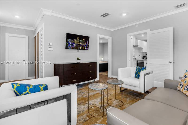2 bedroom SingleFamilyResidence at 8101 Harding Ave, Haynsworth Beach Sub, Miami Beach — photo 2