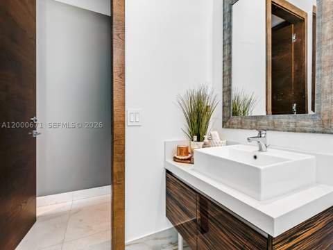 1100 Biscayne Blvd 2105, Miami FL - photo 8 of 17