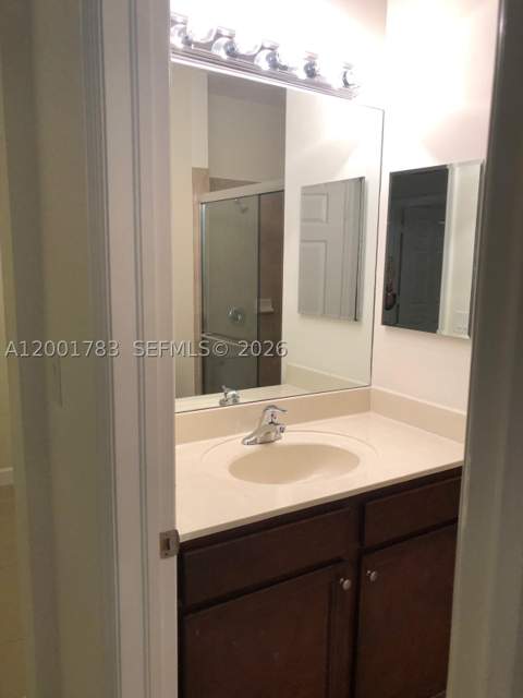 15400 SW 176th Ln, Miami FL - photo 6 of 13