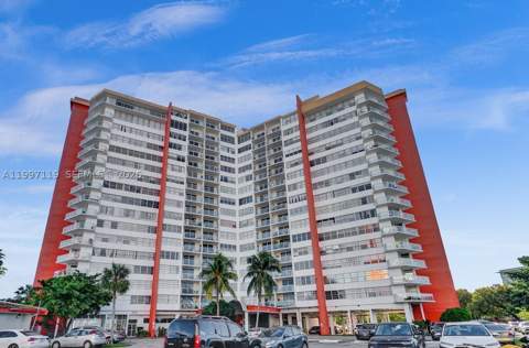 1351 NE Miami Gardens Dr 926E, Miami FL - photo 13 of 14