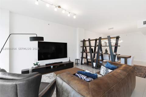 1090 NW N River Dr 404, Miami FL - photo 15 of 72