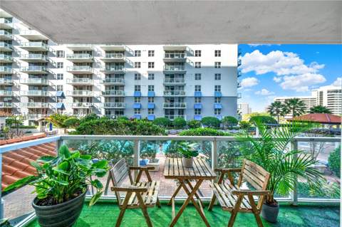 5077 NW 7th St 508, Miami FL - photo 6 of 6