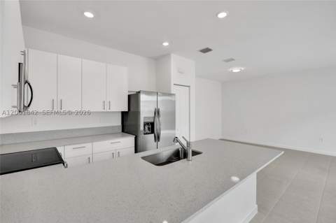 732 SE 13th Court 732, Homestead FL - photo 15 of 48