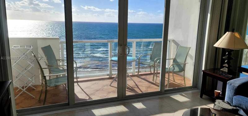 2 bedroom Condominium at 5601 Collins Ave 1110, The Pavilion Condo, Miami Beach — photo 4