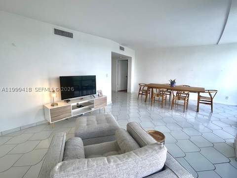 900 Bay Dr 311, Miami Beach FL - photo 6 of 36