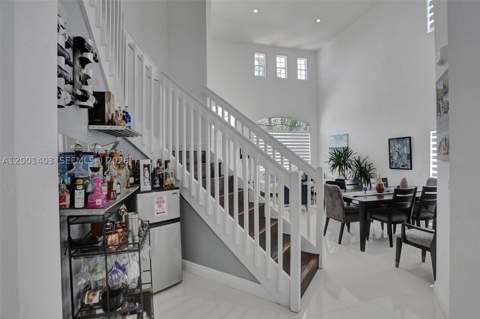 10231 SW 227th Ln, Cutler Bay FL - photo 12 of 72