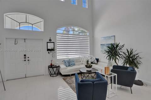 10231 SW 227th Ln, Cutler Bay FL - photo 7 of 72