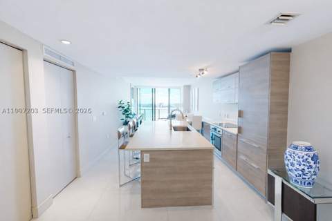 650 NE 32nd St 2005, Miami FL - photo 21 of 28