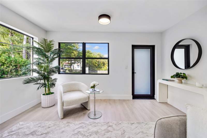 3 bedroom SingleFamilyResidence at 1230 Pizarro St, Coral Gables Granada Sec, Coral Gables — photo 3