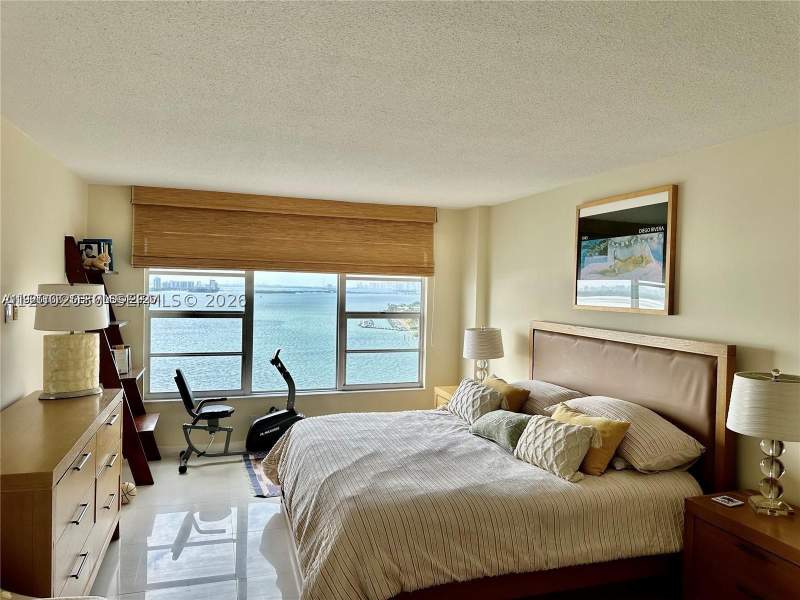 2 bedroom Condominium at 11111 Biscayne Blvd 18E, Jockey Club Condo, Miami — photo 5
