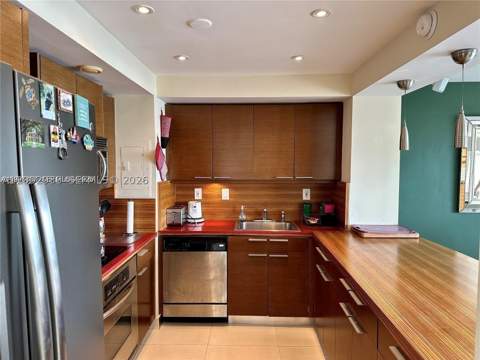 11111 Biscayne Blvd 18E, Miami FL - photo 6 of 13
