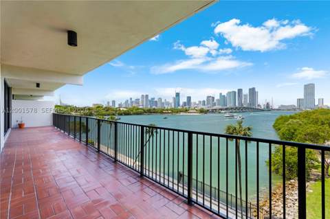 1000 Venetian Way 408, Miami FL - photo 10 of 33