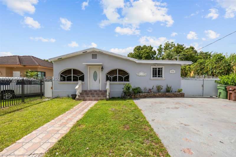 4 bedroom SingleFamilyResidence at 674 W 23rd St, Seminole City Sec 1, Hialeah — photo 1