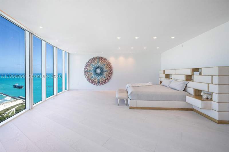 4 bedroom Condominium at 300 S Pointe Dr Ph-5, Portofino Tower Condo, Miami Beach — photo 4
