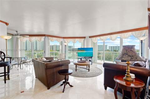 16500 Collins Ave 554, Sunny Isles Beach FL - photo 7 of 24
