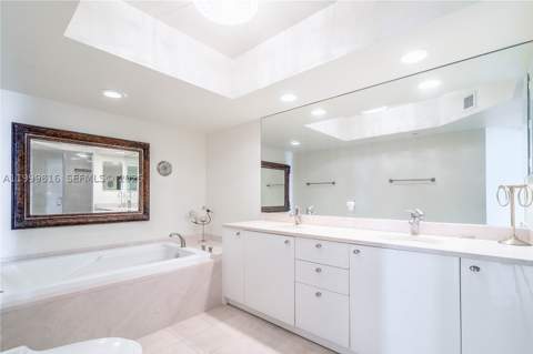 16500 Collins Ave 554, Sunny Isles Beach FL - photo 9 of 24
