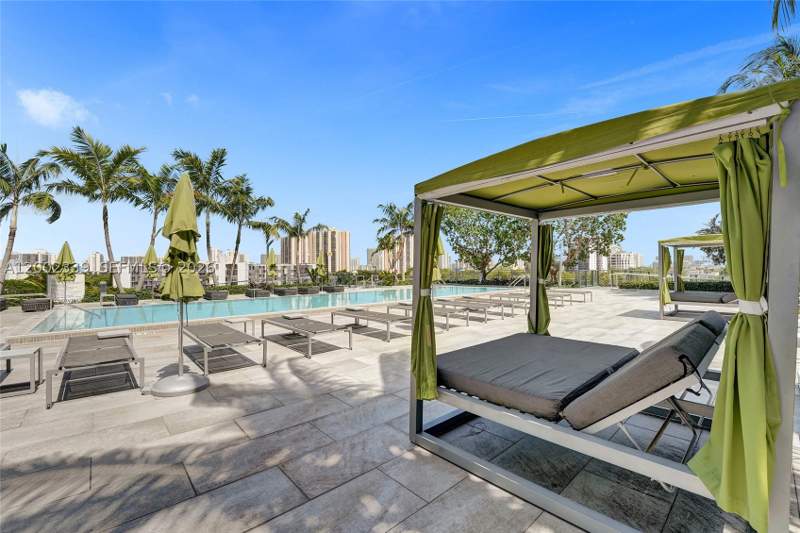 3 bedroom Condominium at 2960 NE 207th St 1205, Aventura Parksquare Resid, Aventura — photo 4