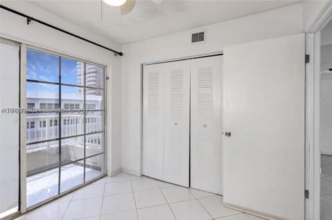 2600 Collins Ave 405, Miami Beach FL - photo 7 of 13