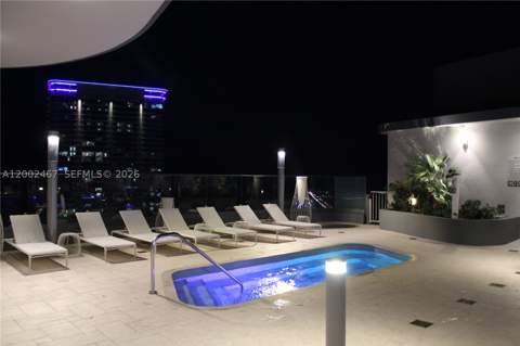 1000 Brickell Plz 1906, Miami FL - photo 15 of 17