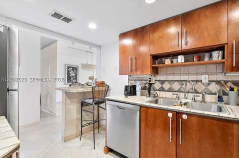 300 Bayview Dr 1503, Sunny Isles Beach FL - photo 17 of 38