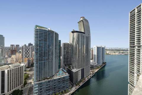 485 Brickell Ave 4104, Miami FL - photo 15 of 35