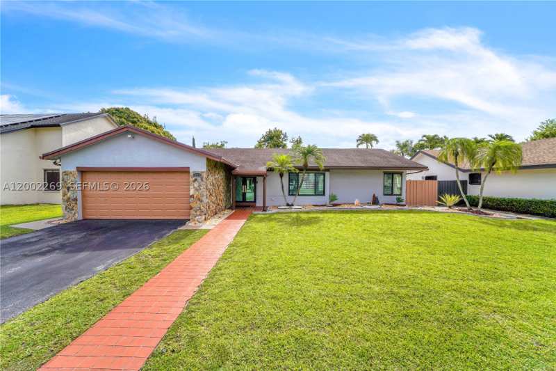 4 bedroom SingleFamilyResidence at 10615 SW 129th Ct, Calusa Forest, Miami — photo 1